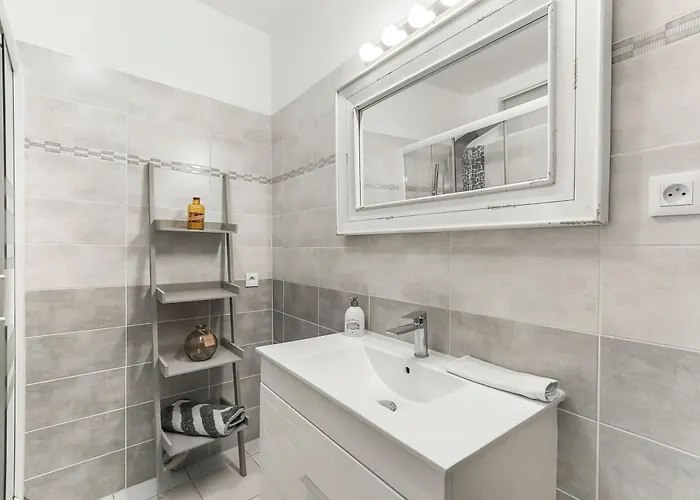 Σπίτι διακοπών Bellevue Cite Chez Jean - Vue Directe Cite, Cite A 200m, Clim, Parking Public Gratuit A 200m, Wifi - Direct View Cite, 200m To Cite, Aircon, Free Public Car Park 200m, Wifi Καρκασόν
