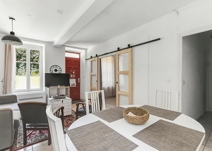 Bellevue Cite Chez Jean - Vue Directe Cite, Cite A 200m, Clim, Parking Public Gratuit A 200m, Wifi - Direct View Cite, 200m To Cite, Aircon, Free Public Car Park 200m, Wifi * Καρκασόν