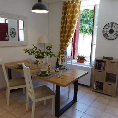 Chez Jean - Vue Directe Cite, Cite A 200M, Clim, Parking Public Gratuit A 200M, Wifi - Direct View Cite, 200M To Cite, Aircon, Free Public Car Park 200M, Wifi Holiday home