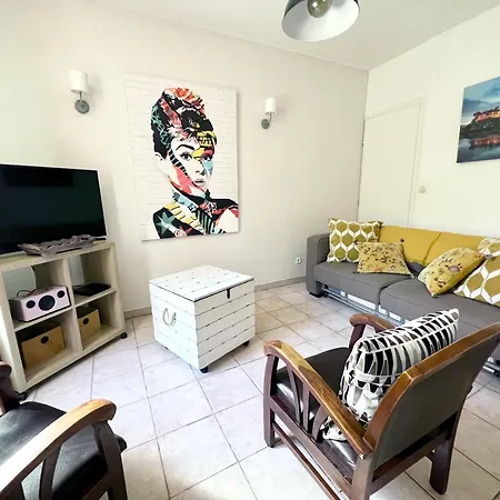Chez Jean - Vue Directe Cite, Cite A 200M, Clim, Parking Public Gratuit A 200M, Wifi - Direct View Cite, 200M To Cite, Aircon, Free Public Car Park 200M, Wifi Holiday home
