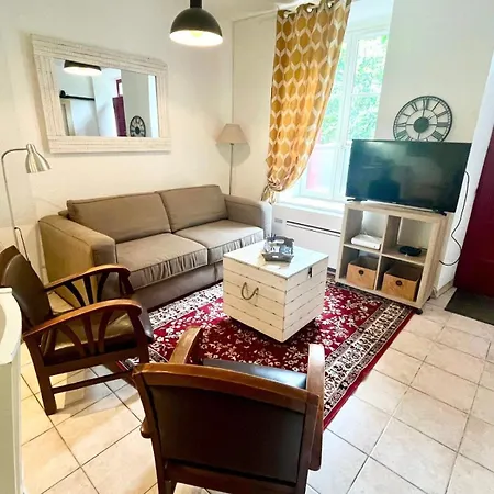 Chez Jean - Vue Directe Cite, Cite A 200M, Clim, Parking Public Gratuit A 200M, Wifi - Direct View Cite, 200M To Cite, Aircon, Free Public Car Park 200M, Wifi * Carcassonne