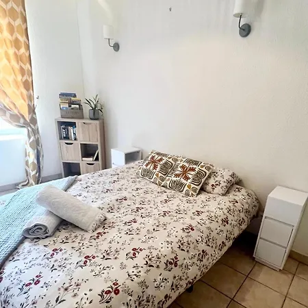 Chez Jean - Vue Directe Cite, Cite A 200M, Clim, Parking Public Gratuit A 200M, Wifi - Direct View Cite, 200M To Cite, Aircon, Free Public Car Park 200M, Wifi Holiday home